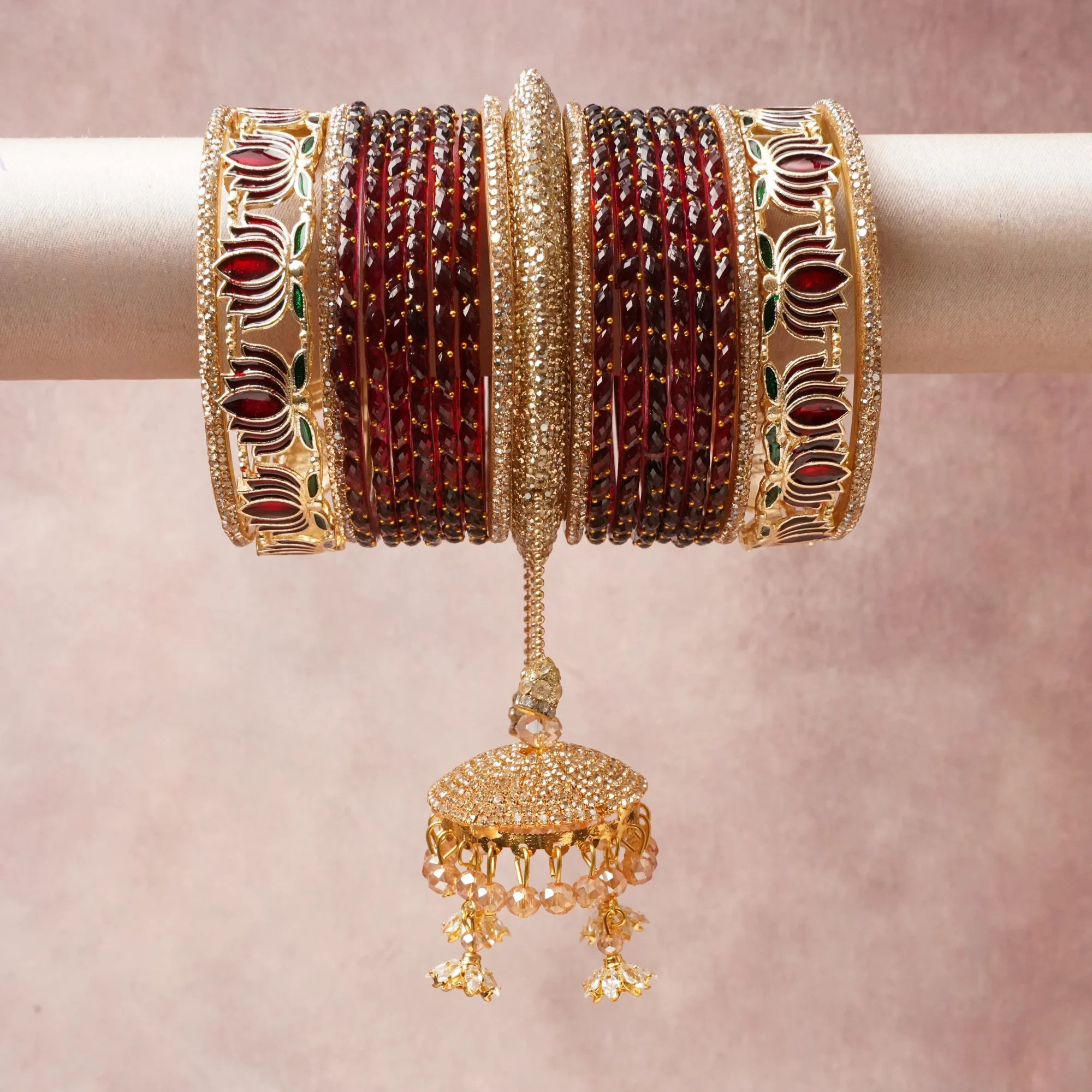 A majestic Deep Burgundy set, complemented by Scarlet Red, Emerald Green, Clear Crystal featuring Gold-toned Metal Alloy, Glass, Crystal, Rhinestone, Enamel.
Rich, ceremonial, and designed to be passed through generations.